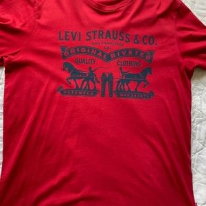 Levi's Tee